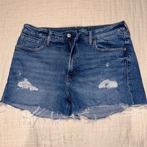 Old Navy Women’s OG Straight Jean Shorts SIZE 14